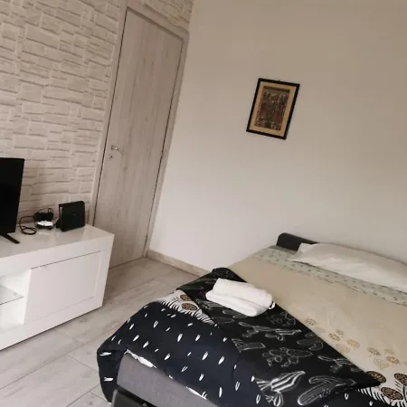 Guest house Stanze Park Delle Favole Milan